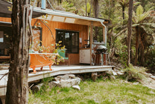 Load image into Gallery viewer, Luxurious Glamping Hut
