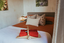 Load image into Gallery viewer, Luxurious Glamping Hut