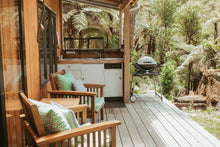 Load image into Gallery viewer, Luxurious Glamping Hut